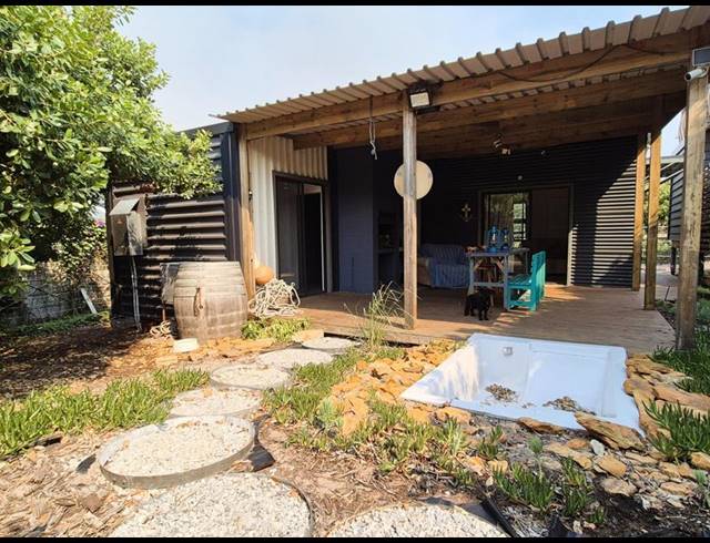 2 BEDROOM HOUSE FOR SALE IN KLEINBAAI